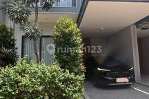 Rumah Fully Furnished SHM di Sentul City - LT 91 M², LB 123 M², Depan Taman, Fasilitas Lengkap