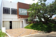 Dijual Rumah Luas Asri dengan Design Unik di Alam Sutera