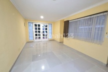 Disewakan Rumah Pik 10X18 3 Lantai