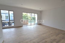 Disewakan Rumah Pik Brand New 200M