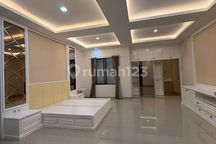 Turun Harga Rumah Cakep Full Renov Siap Huni! bisa Nepis