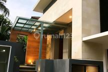 Rumah Modern Minimalis Pondok Indah