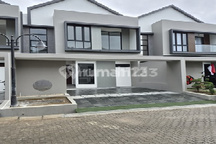 Cash Back PPN 11% Rumah Mewah Cluster Elit di Setiabudi Bandung