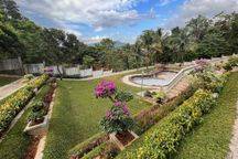 Rumah Mewah Dengan Taman Dan Halaman YangLuas Dilengkapi Furnish Dan Kolam Renang Di Sentul City Bogor