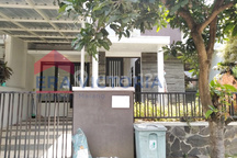 Sewa Rumah Dalam Perumahan Eksklusif  Tenang, Aman, & Akses Mudah