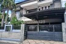 Rumah Sewa Full Furnish Jl Gandaria Langsep Malang