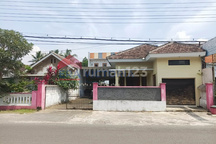 Jual Rumah 2 Lantai Area Pakis Kedungrejo, Lokasi Jalan Raya, Sisa Tanah Luas