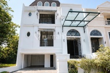 Rumah Mewah Baru Pik Florence American Classic (10X25m)