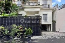 Rumah Mewah Harga Murah di Kebayoran Baru