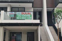 Rumah 5x15, 3 Lantai Full Bangunan Sudah Renovasi Dan Semi Furnished Di Pik