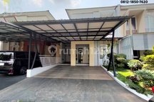 DISEWAKAN RUMAH DI GRAND WISATA CLUSTER WATER SPRING. 2 Lantai 4KT/4KM, Modern, Selangkah ke Living World!