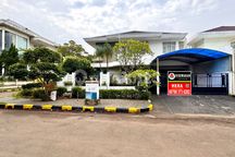 Dekat Akses Tol, 2 Lantai, Dekat Sekolah Internasional,