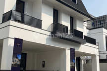 Rumah Mewah Pondok Indah Dekat PIM – 3 Lantai, Rooftop, Dalam Komplek Eksklusif
