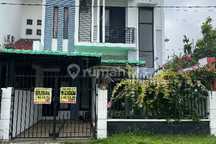 Disewakan Rumah 2 Lantai Jl.tuanku Tambusai Pekanbaru