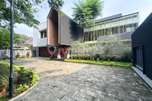 Rumah Mewah di Area Premium Kebayoran Baru, Jakarta Selatan