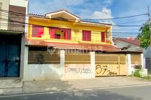 Rumah 2 Lantai di Tanjung Duren Utara Cocok untuk Kost-An