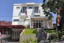 Jual Rumah Mewah Lokasi Komplek Elit Tamansari Bukit Bandung