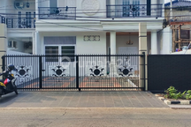 Brand New Cinere Modern Ada Pools Dekat Akses Tol