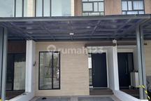 Rumah Bagus Siap Huni 2 Lantai Jgc Cluster La Seine Jakarta