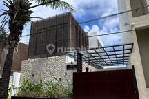 Disewakan Villa Dalam Komplek Villa Nusa Dua