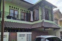 Rumah 2 Lantai Lokasi Strategis di Kalisari, Jakarta Timur