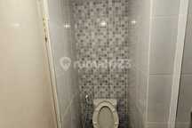 DIJUAL Apartment Tokyo Riverside Pik2 Studio Tower Akihabara Middle floor View city & laut. TANPA PERANTARA.