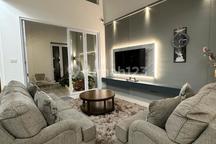 Full Furnish Luxury Rumah di Area Dago Bandung 3+1 KT 3+1 KM