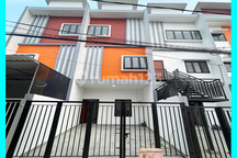 Chandra Rumah baru ukuran 4x14m di tanjung duren