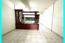 Chandra Rumah Ukuran 5X23m Bebas Banjir di Jelambar