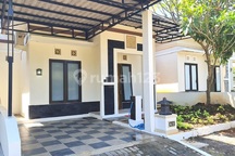 Rumah Semarang Barat Bsb Perumahan Beranda Bali Samping Kedaton