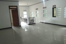 Rumah Di Sayap Jl. Riau Bisa Untuk Kantor Jarang Ada
