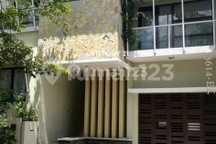 Dijual Rumah di Kebayoran Residence Bintaro Jaya Sektor 7