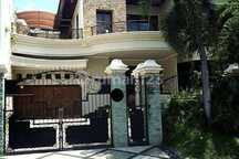 Rumah Graha Family Dekat Citraland, Pakuwon Indah,Wiyung