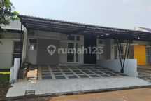 Interior Sadis!!! Rumah Full Furnished di Forest Hill Bsb City