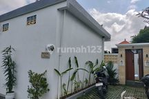Disewa Villa