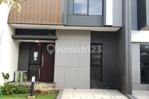 Sewa Cepat Rumah Semi Furnish di Regia Summarecon Crown Gading