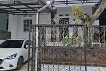 Disewakan Rumah 1.5 Lantai di Komplek Cimahi Tengah