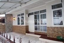 Disewakan Rumah 2 Lantai Komplek Cimahi Utara