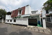 Dijual Rumah Plus Kosan Tebet