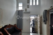 ******** (rumah Dijual)