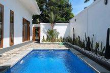 Villa Just Steps Away from Tanah Lot with Rice Paddy Views