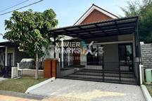 Disewakan Rumah Modern Minimalis Siap Huni Semi Furnished Dalam Cluster