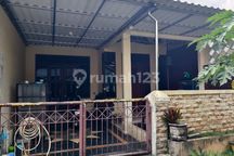 Dijual Rumah Harga NJOP di Bukit Rivaria Sawangan Depok Siap Huni Akses Tol dan Stasiun KRL Depok