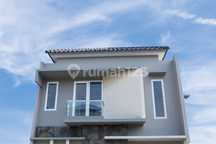 Dijual Rumah 2 Lantai Tanpa Dp Akses Tol Kukusan dan Stasiun KRL Depok Cicilan 9 Jutaan