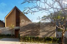 New Modern Luxury 3-Bedroom Villa For Rent - Ubud