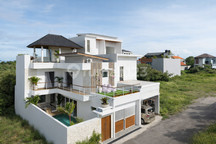 Modern Tropical Villa 3 Lantai di Nusa Dua