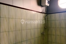 Villa Semi Furnished Dekat Pantai Kedungu