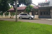 Rumah Terenovasi SHM Villa Melati Mas, Tangerang Selatan
