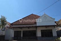 Rumah Usaha Jalan Utama Pasuran Cocok Untuk Berbagai Usaha