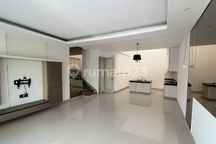 Rumah di Layar Permai Pik